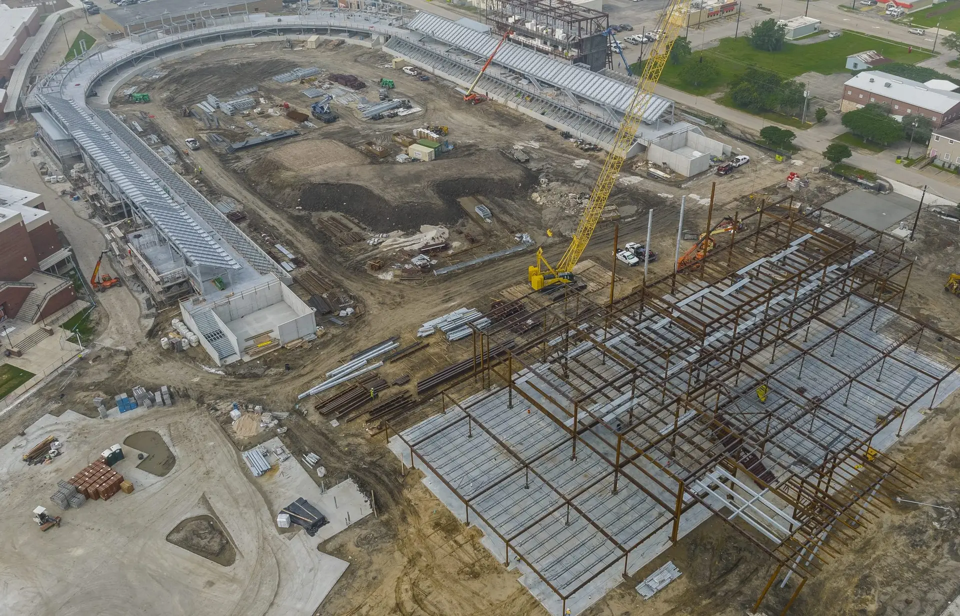 5 Tips for a Successful Commercial Deck Installation